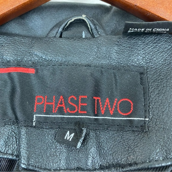 Vintage Phase Two size Medium Women’s Black Leather Full Zip Jacket - Picture 7 of 10